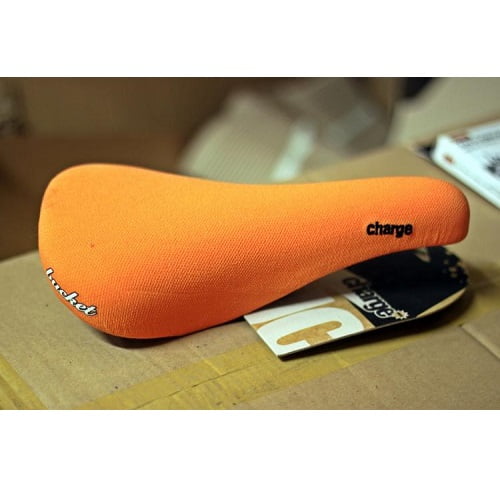 charge bucket saddle