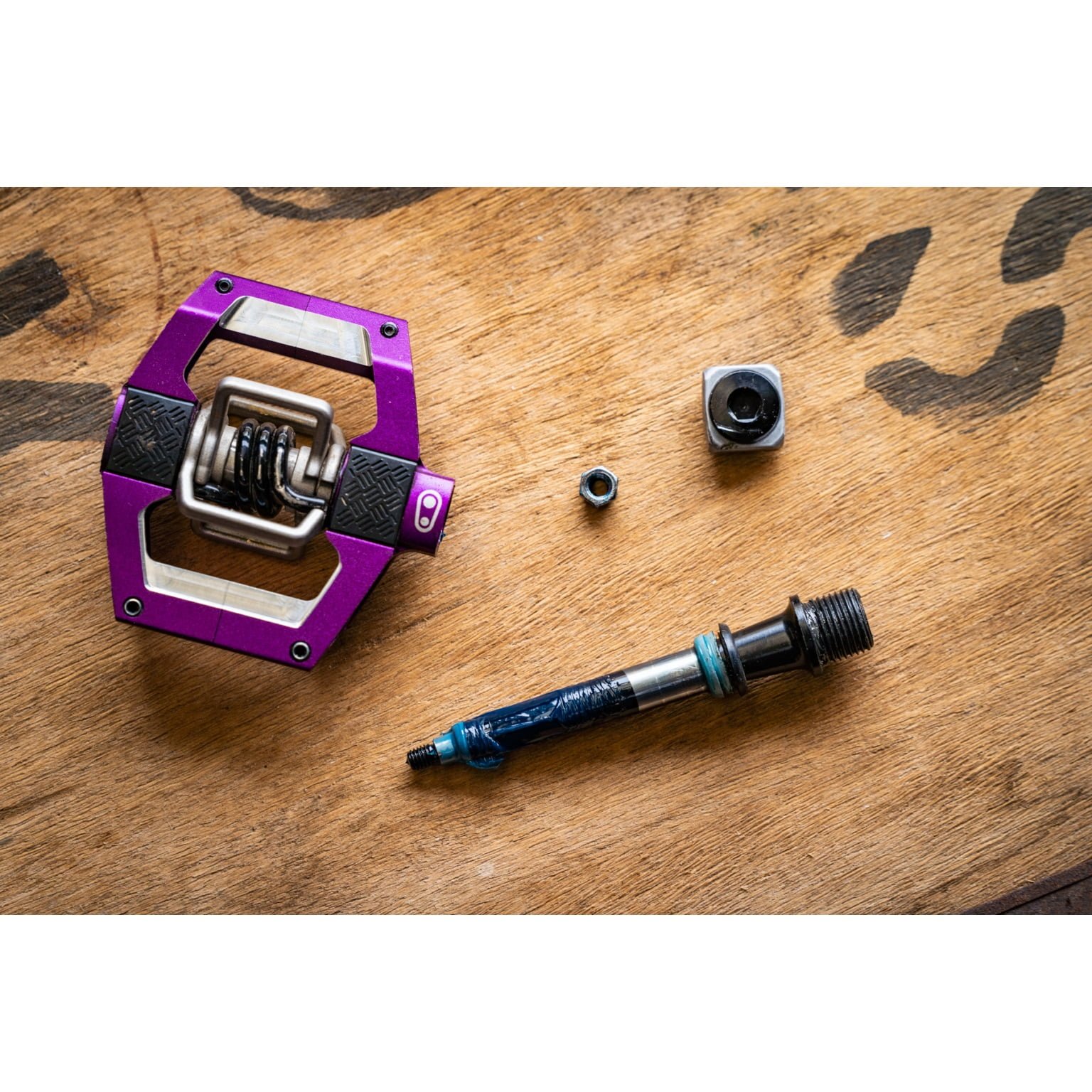 Crankbrothers MALLET TRAIL - Pedale MTB/Enduro Clip-In (Viola-Nero) - immagine 2
