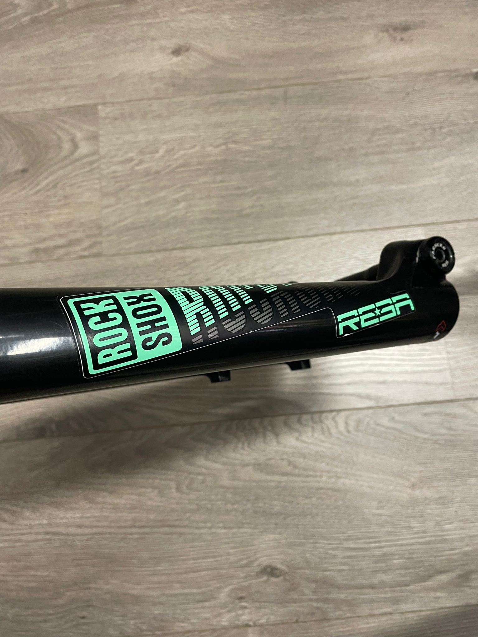 Rockshox REBA RL A8 100mm 29" Boost 15x110 Suspended Fork - Image 2
