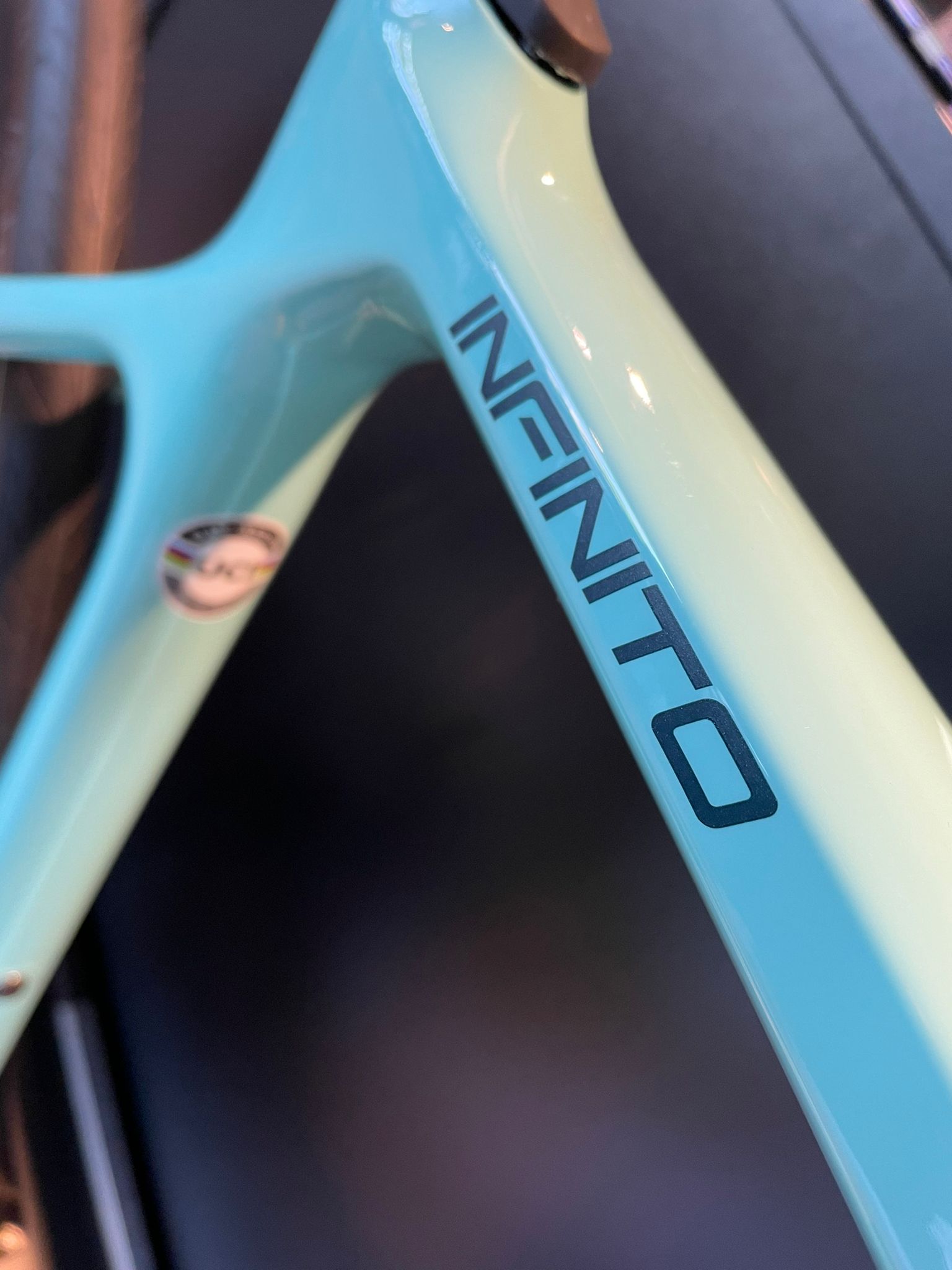 Bianchi INFINITO Ultegra Di2 2025 Celeste Glossy (61cm) - Image 6