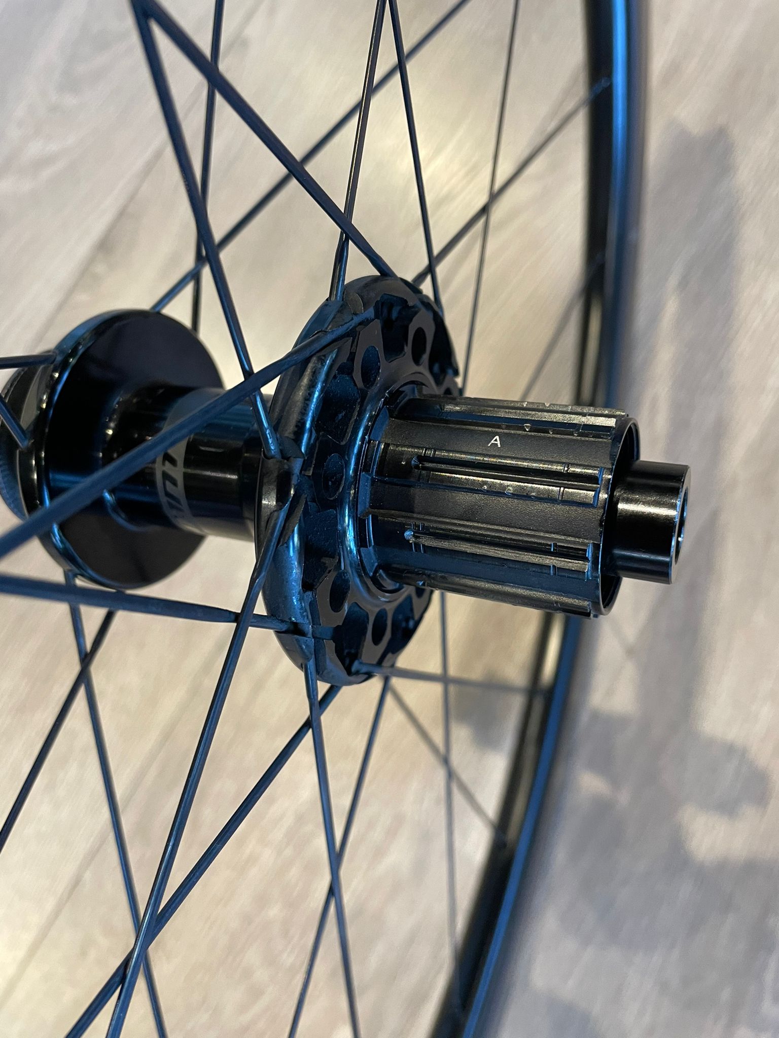 Giant SLR1 TLR 42mm CL HG Wheelset - Image 2