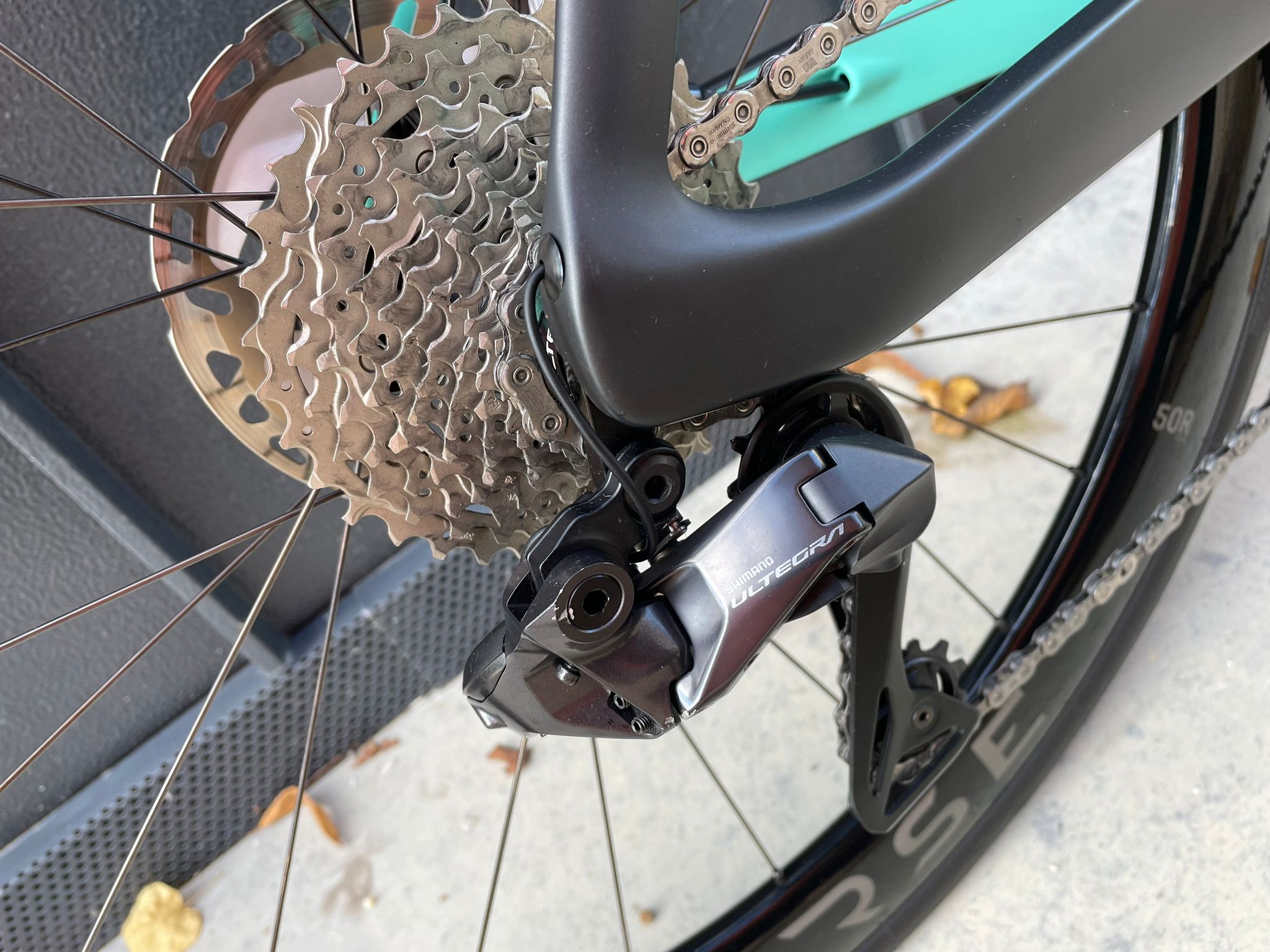 Bianchi OLTRE PRO Ultegra Di2 Preowned (Size 55) - Image 5