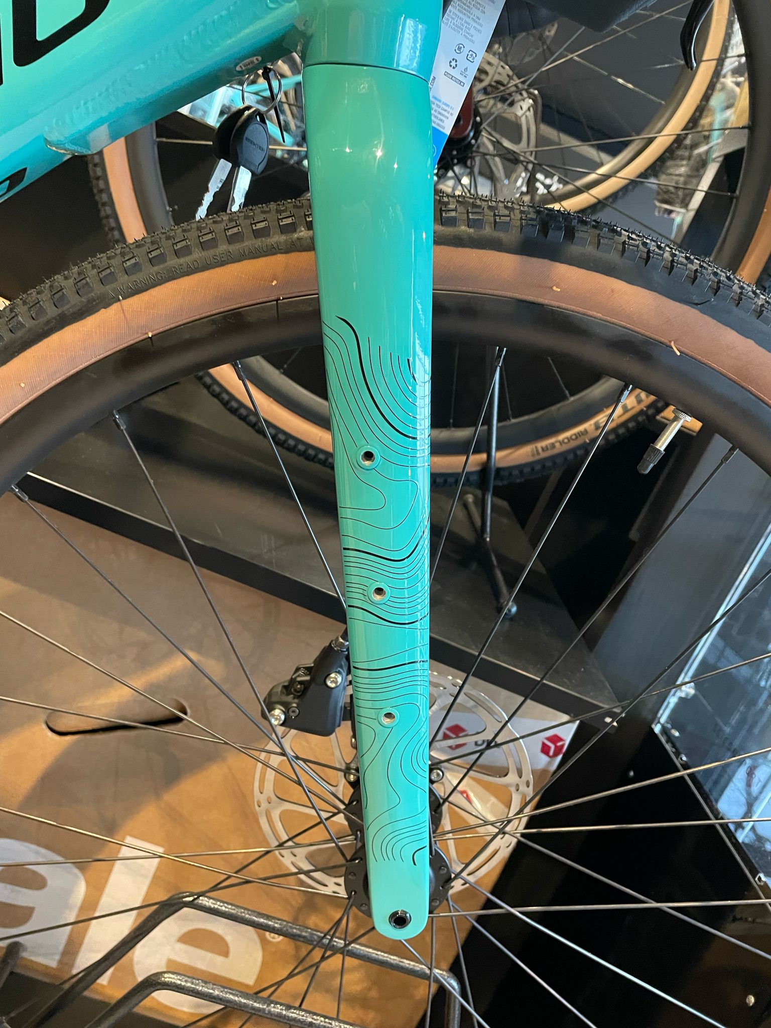 Megamo KANSAS E-Gravel 2025 (Turquoise, Size S) - Image 7