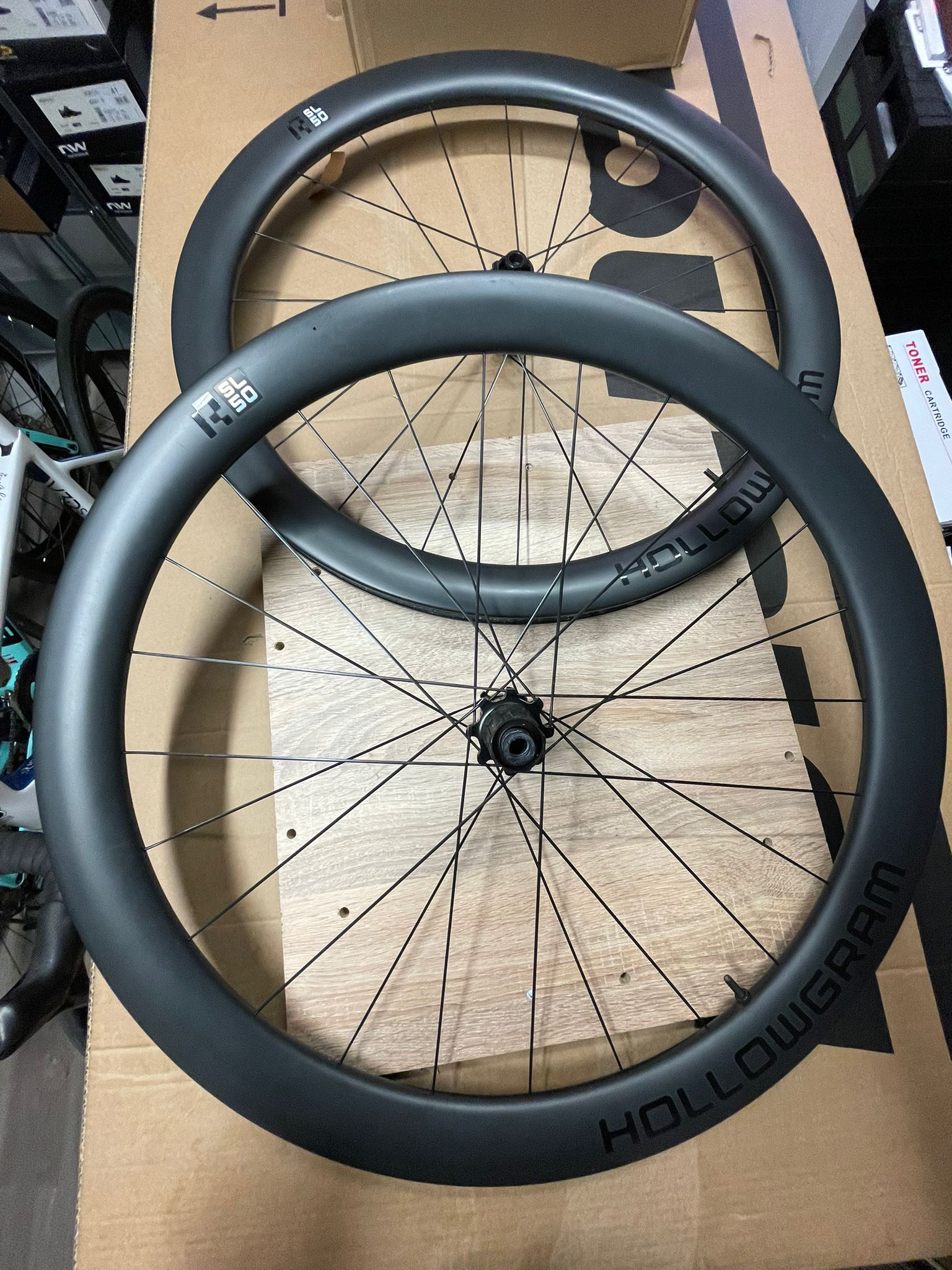 [最終値下げ]Hollowgram R-SL50 Hollowgram 50 R-SL Carbon Disc Wheel Set