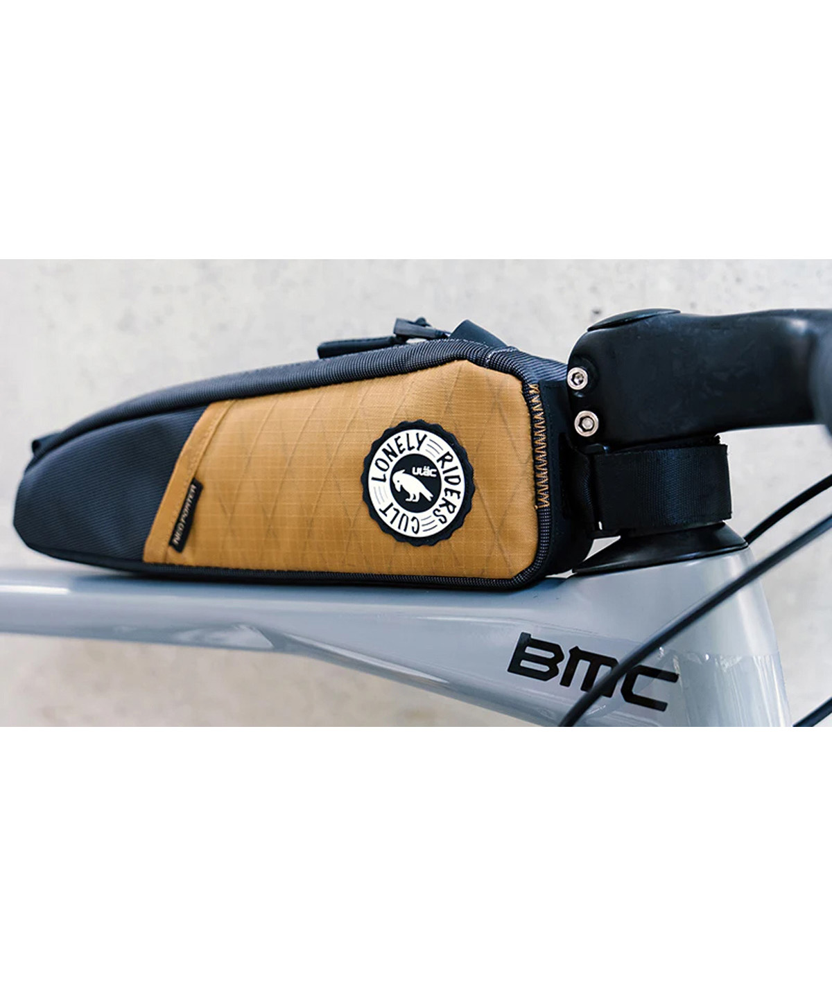 Ulac TREKKING GT Bolt-On 1.0L (Brown) Top Tube Bag - Image 2
