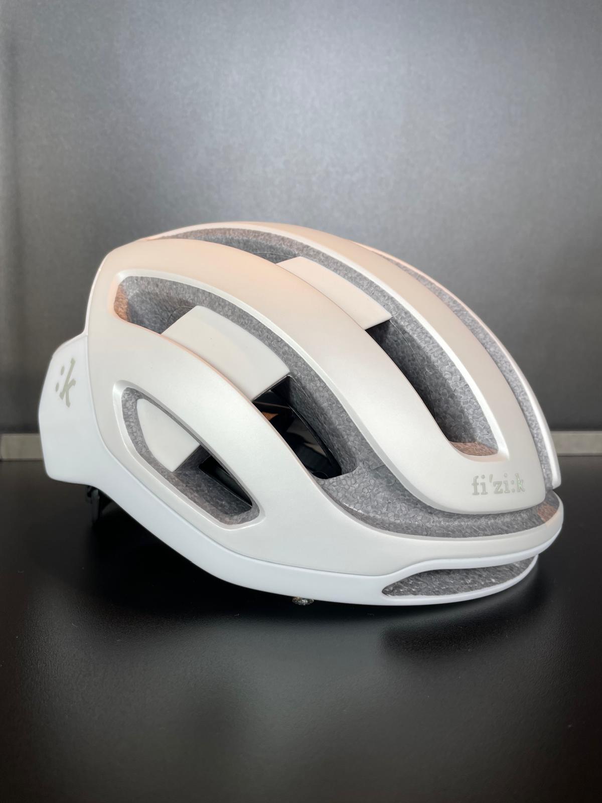 Fizik KUDO WHITE Cycling Helmet - Image 6