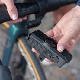 Ravemen FR1000 Luce Anteriore 1000 Lumen con Supporto Integrato Garmin