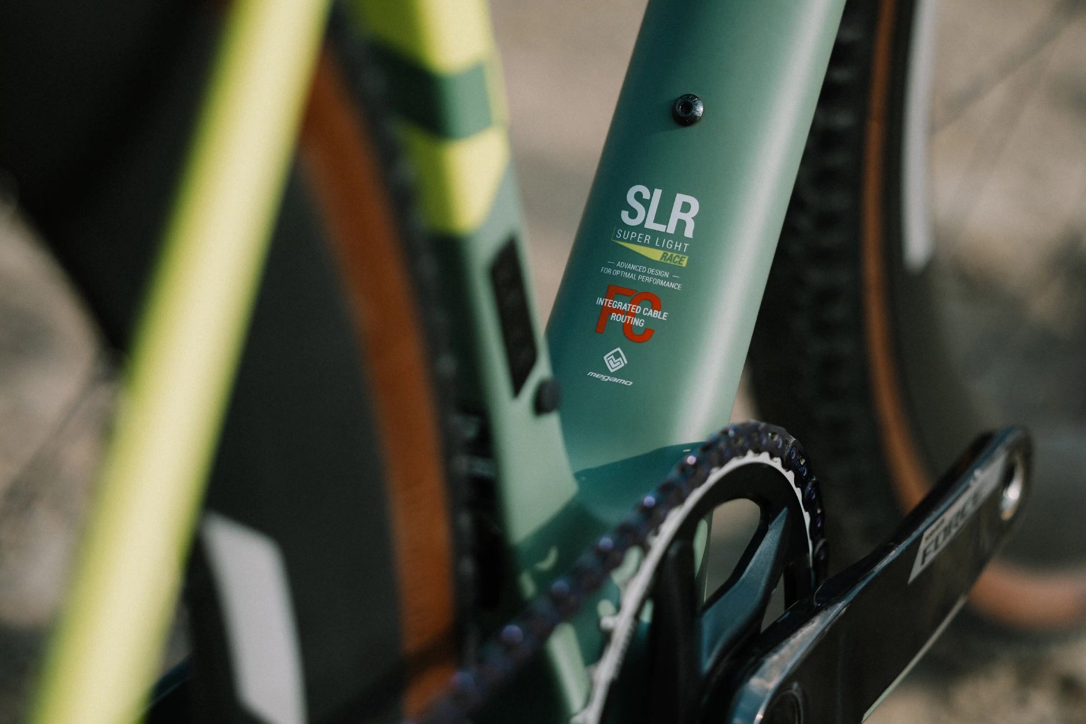 Megamo Silk 03 SLR (2027) SRAM Rival AXS – Grave - Image 4